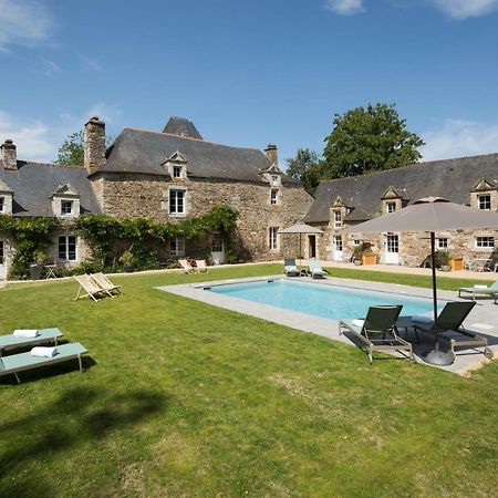 Manoir Du Vau D Arz Gites Et Chambres D Hotes Avec Piscine Malansac ภายนอก รูปภาพ