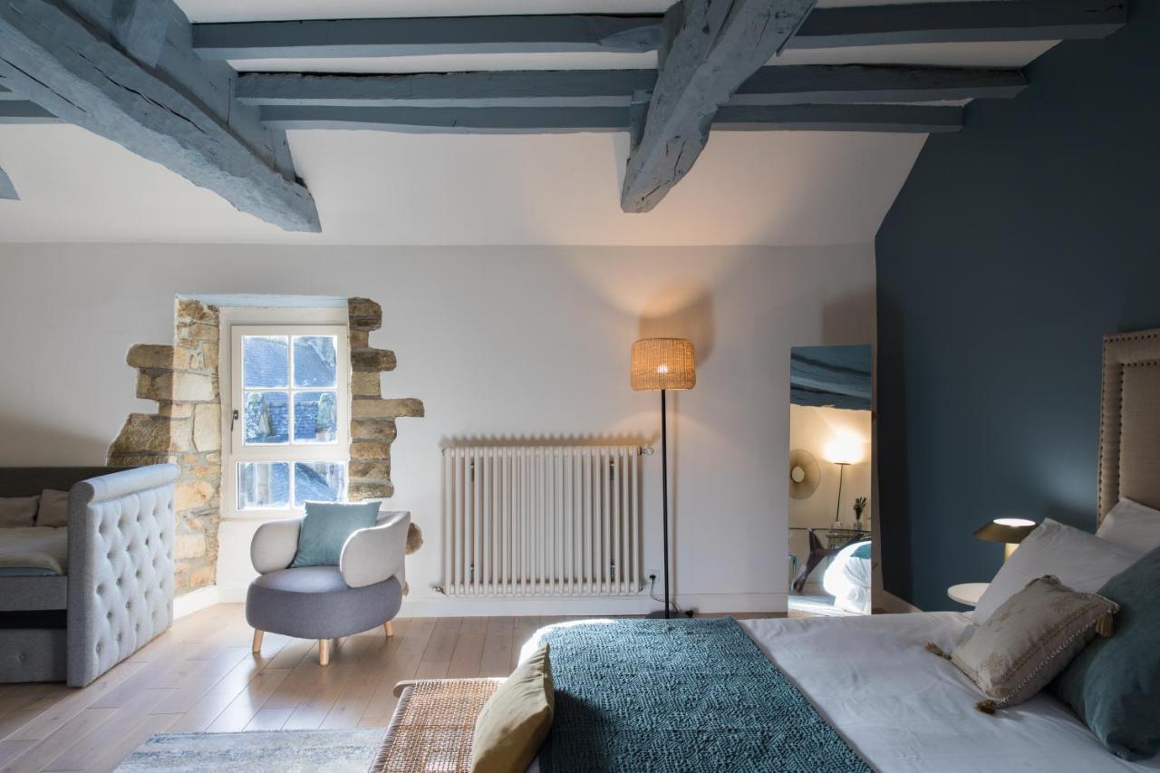 Manoir Du Vau D Arz Gites Et Chambres D Hotes Avec Piscine Malansac ภายนอก รูปภาพ