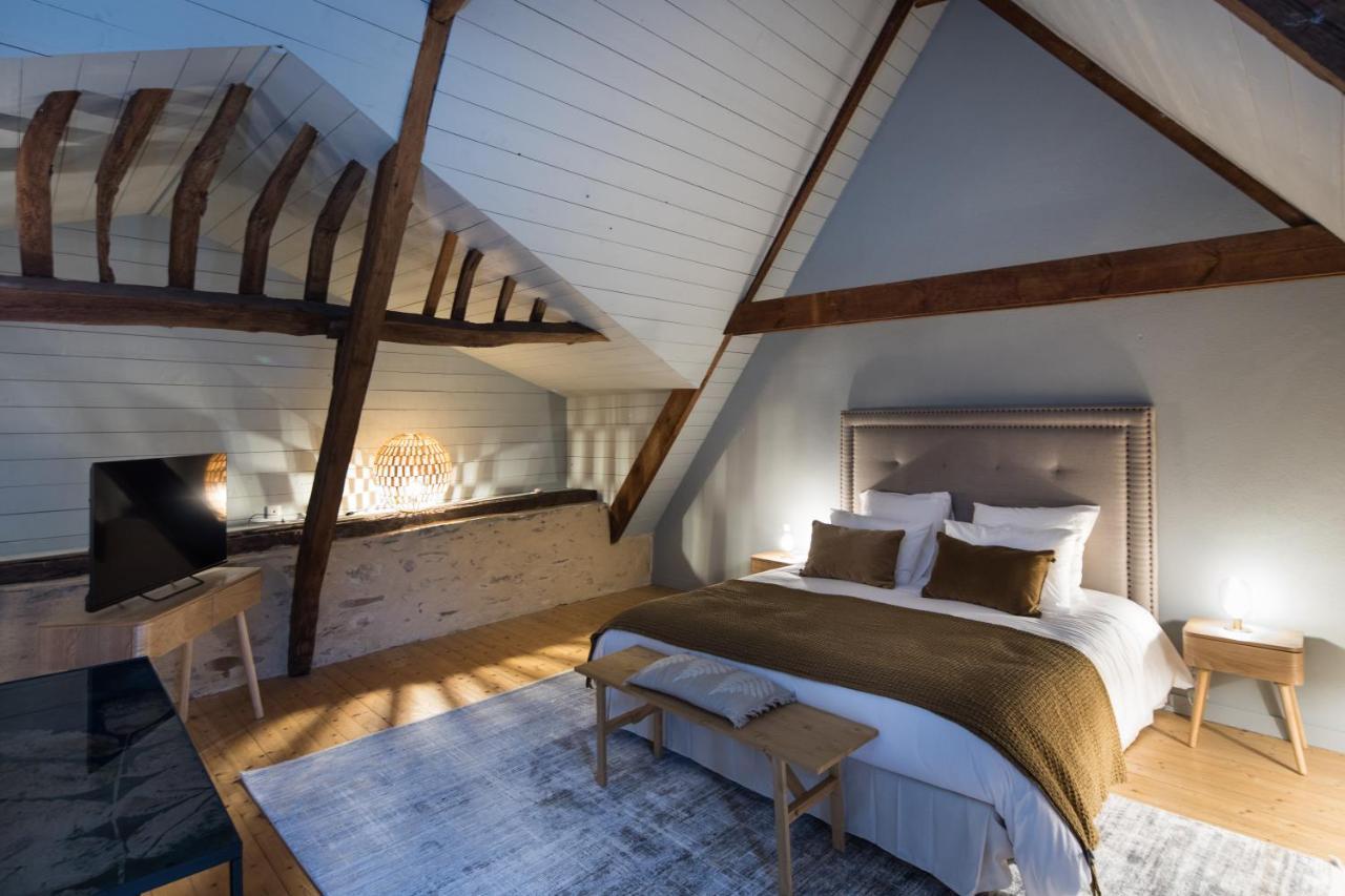 Manoir Du Vau D Arz Gites Et Chambres D Hotes Avec Piscine Malansac ภายนอก รูปภาพ