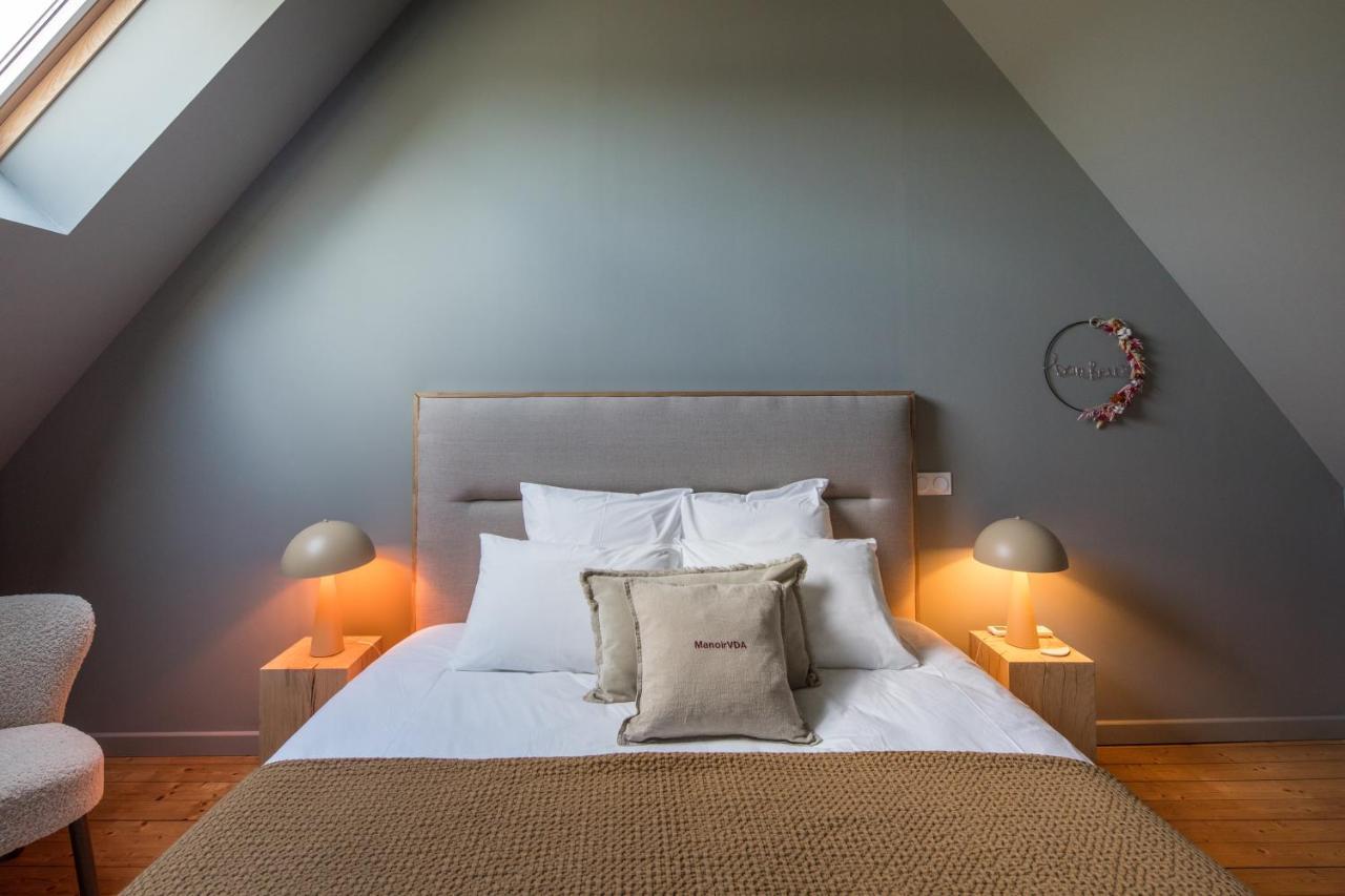 Manoir Du Vau D Arz Gites Et Chambres D Hotes Avec Piscine Malansac ภายนอก รูปภาพ